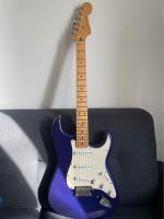 Fender Stratocaster Mim segunda mano  Chile 