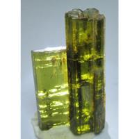 Epidota Cristal Verde   En Bruto 33.8 X 18.9 X 8.3mm 38.70ct segunda mano  Chile 